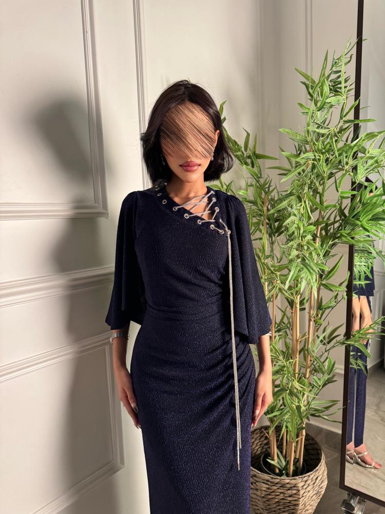 Stretch dress with pleats