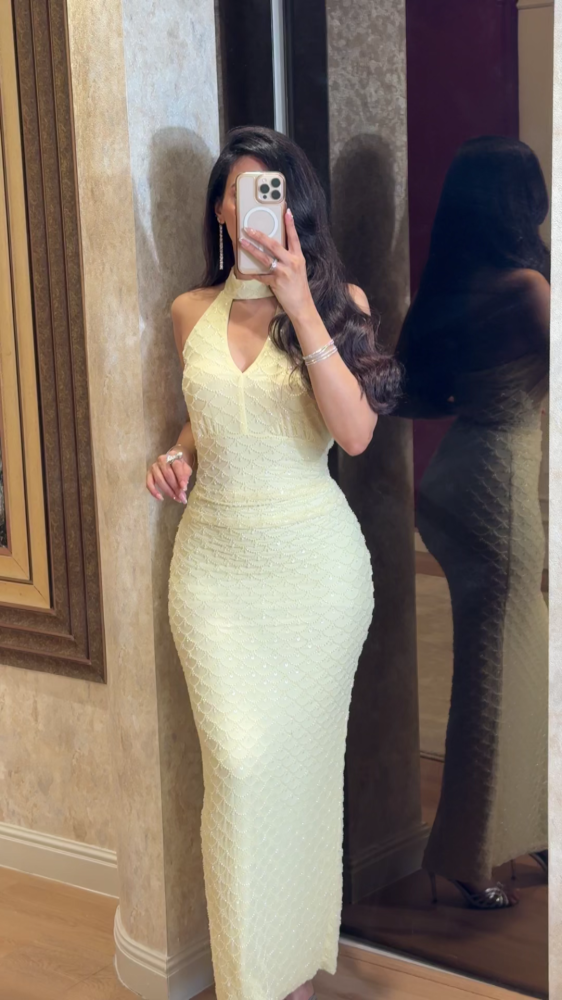 Light yellow dress