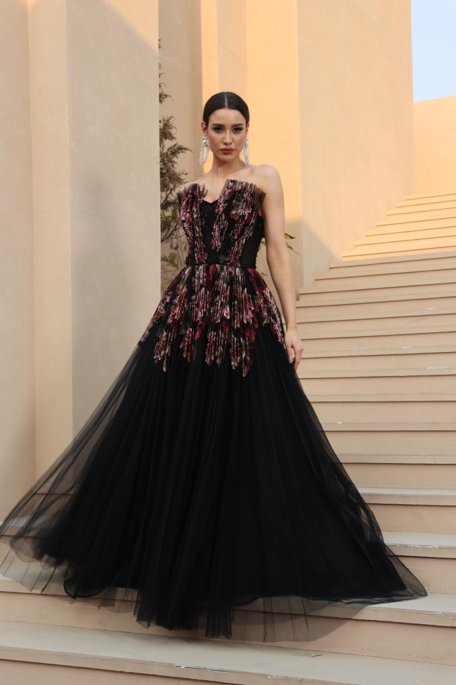 Luxurious evening dress with elegant design