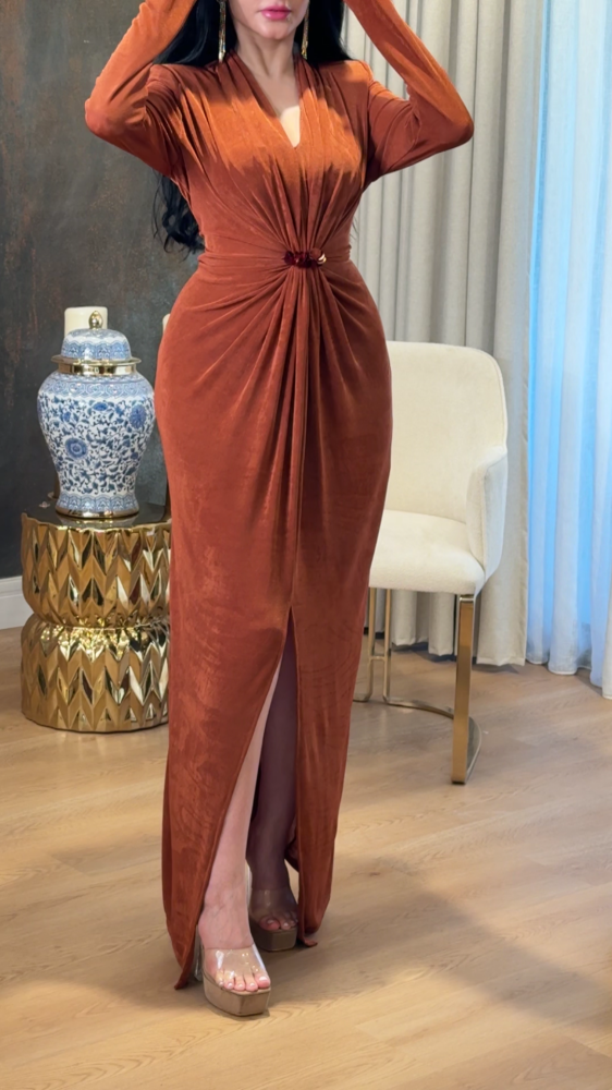 Stretch dress with long sleeves