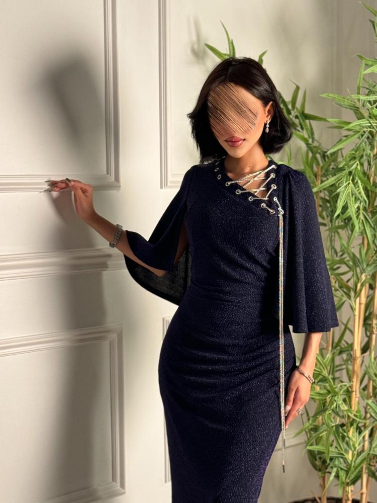 Stretch dress with pleats