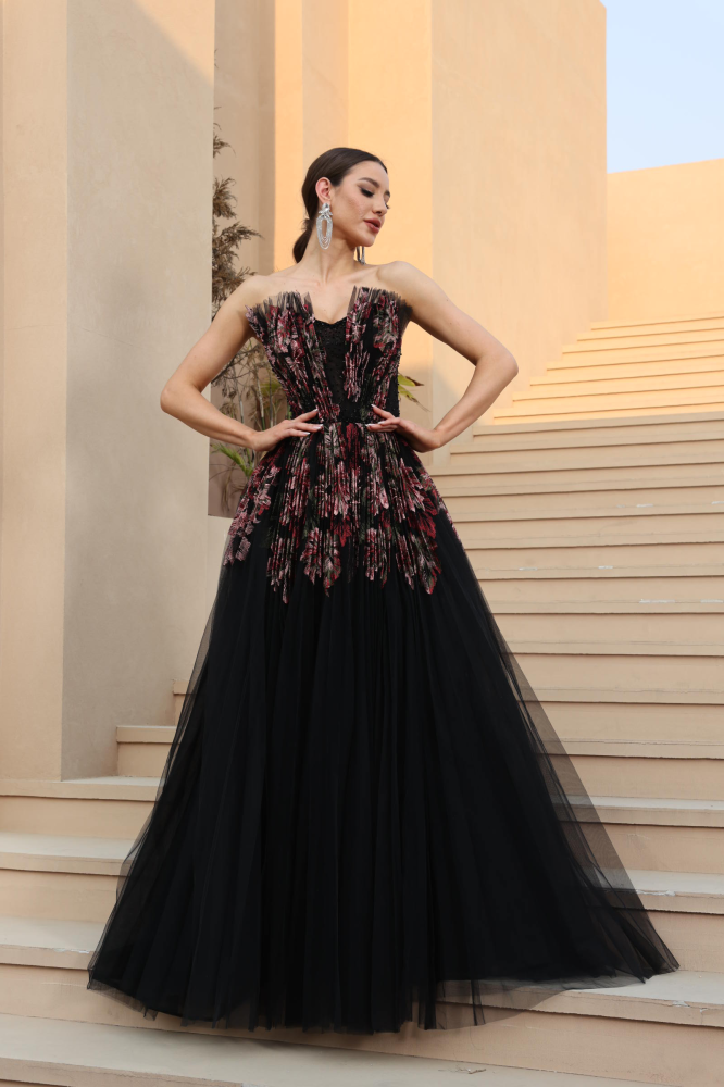 Luxurious evening dress with elegant design