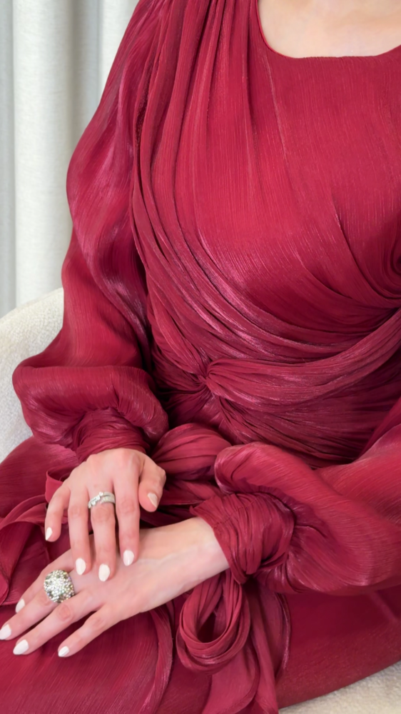 Soft pastel red dress with shine