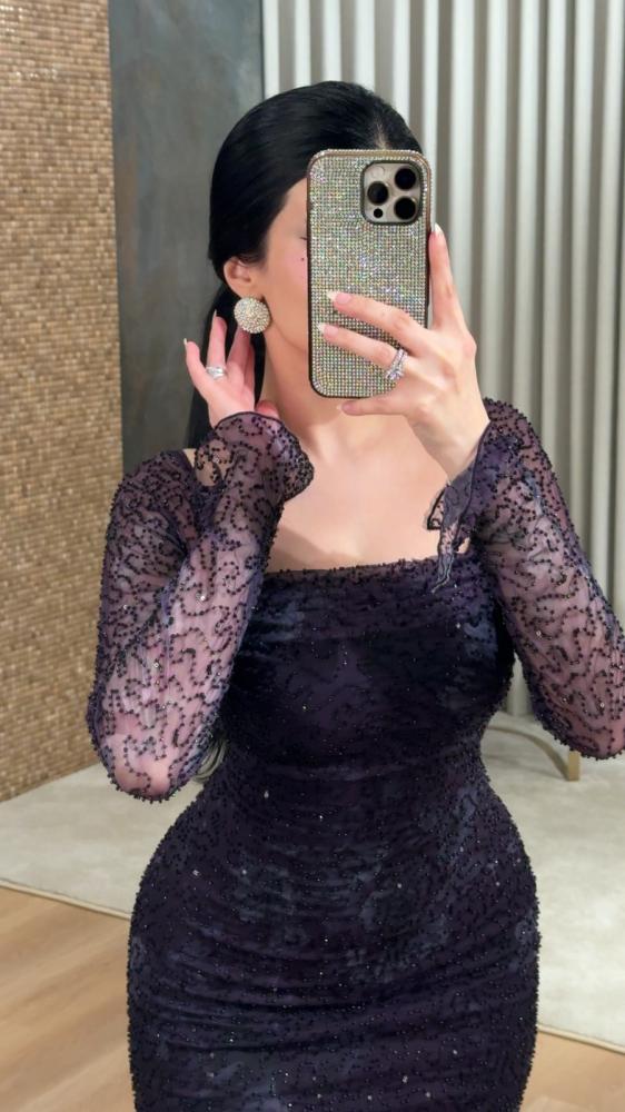 Dark lilac evening dress with delicate embroidery