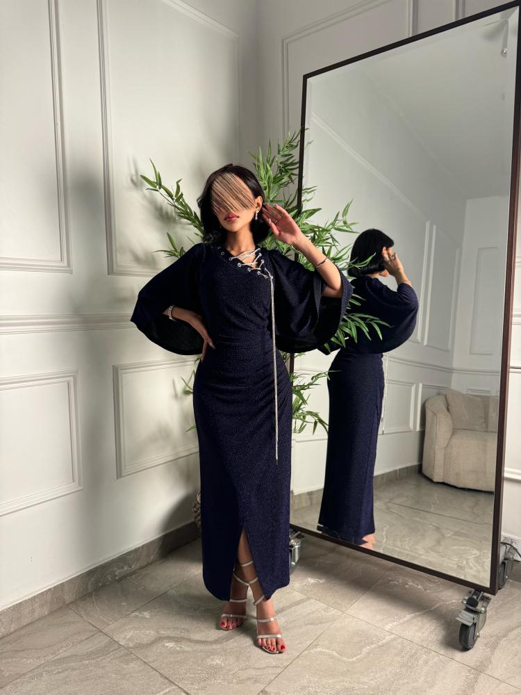 Stretch dress with pleats