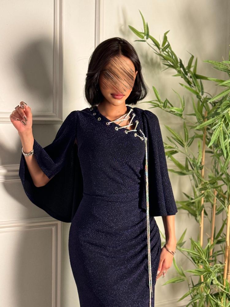 Stretch dress with pleats