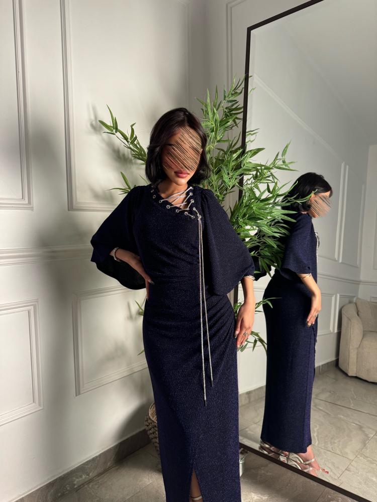 Stretch dress with pleats